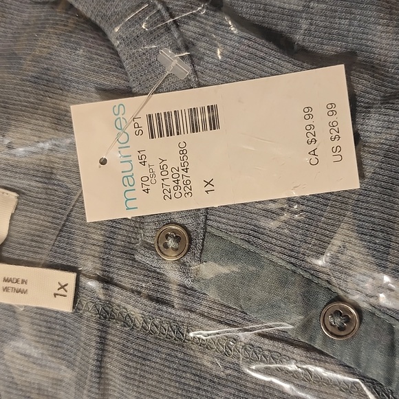 Maurices Long Sleeve Henley - 1X - Picture 7 of 7